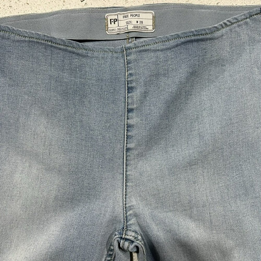 Free People Penny Pull On Flare Jeans Light Wash Jean High Rise Stretch Size 28 - Picture 5 of 12
